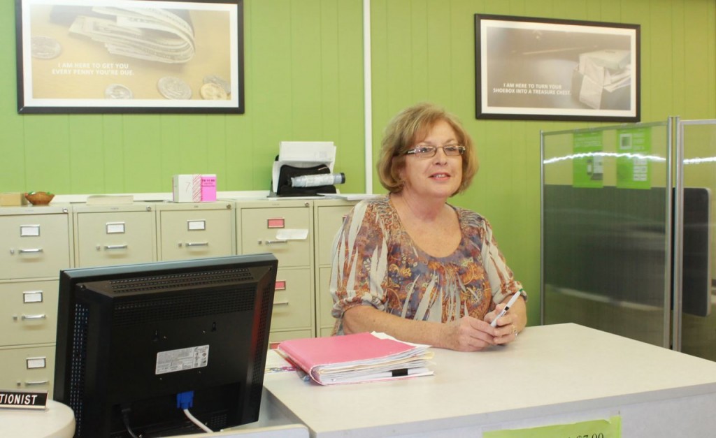 Laurie Smith is one of the longtime employees at the Benton H & R Block. I In all H & R Block employees have more than 140 years experience in tax preparation.